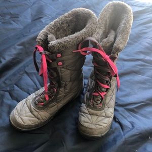 Columbia waterproof snow boots size 5